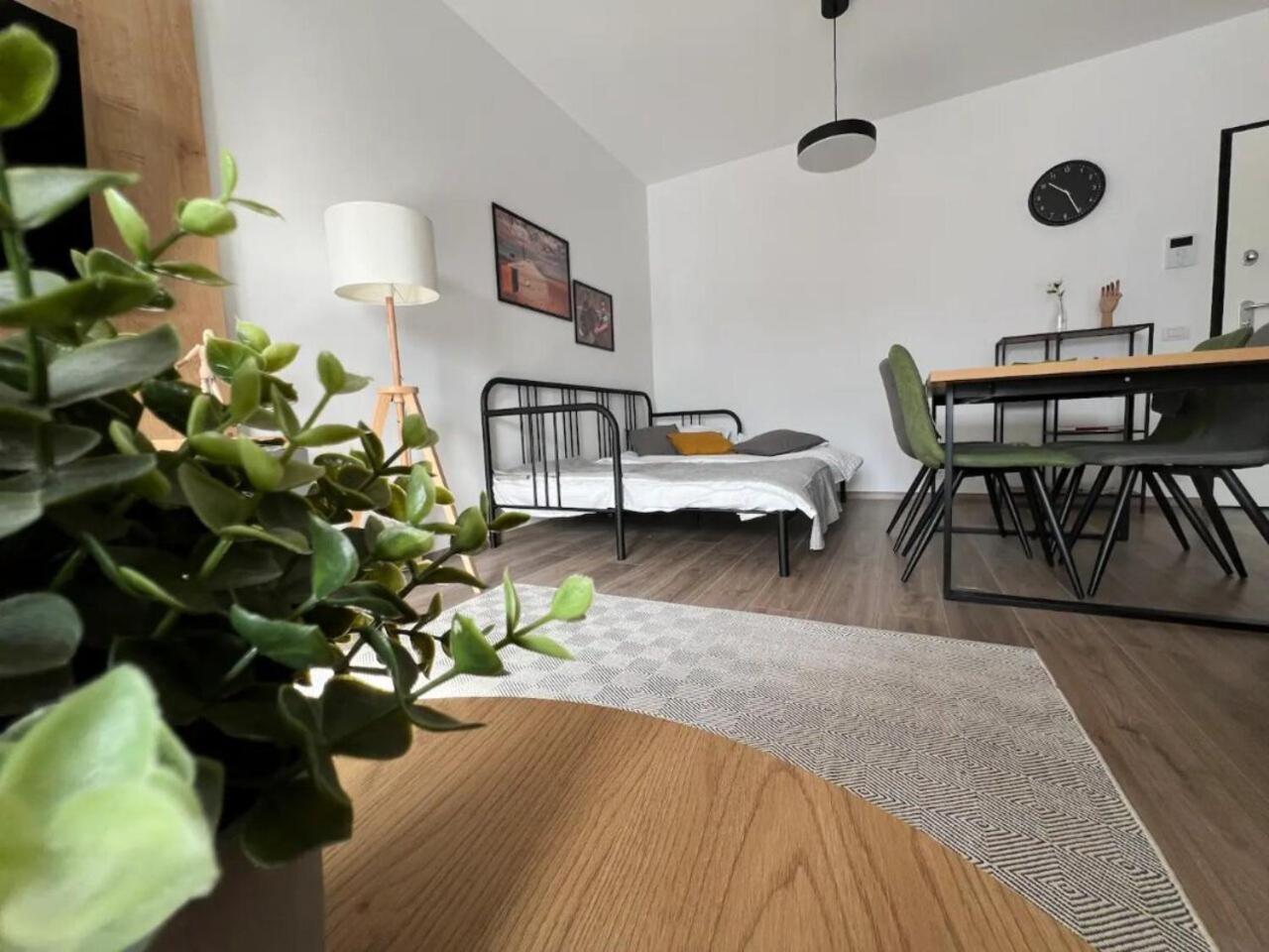 High-Rise Luxury Apartment With Free Parking Bucareste Exterior foto