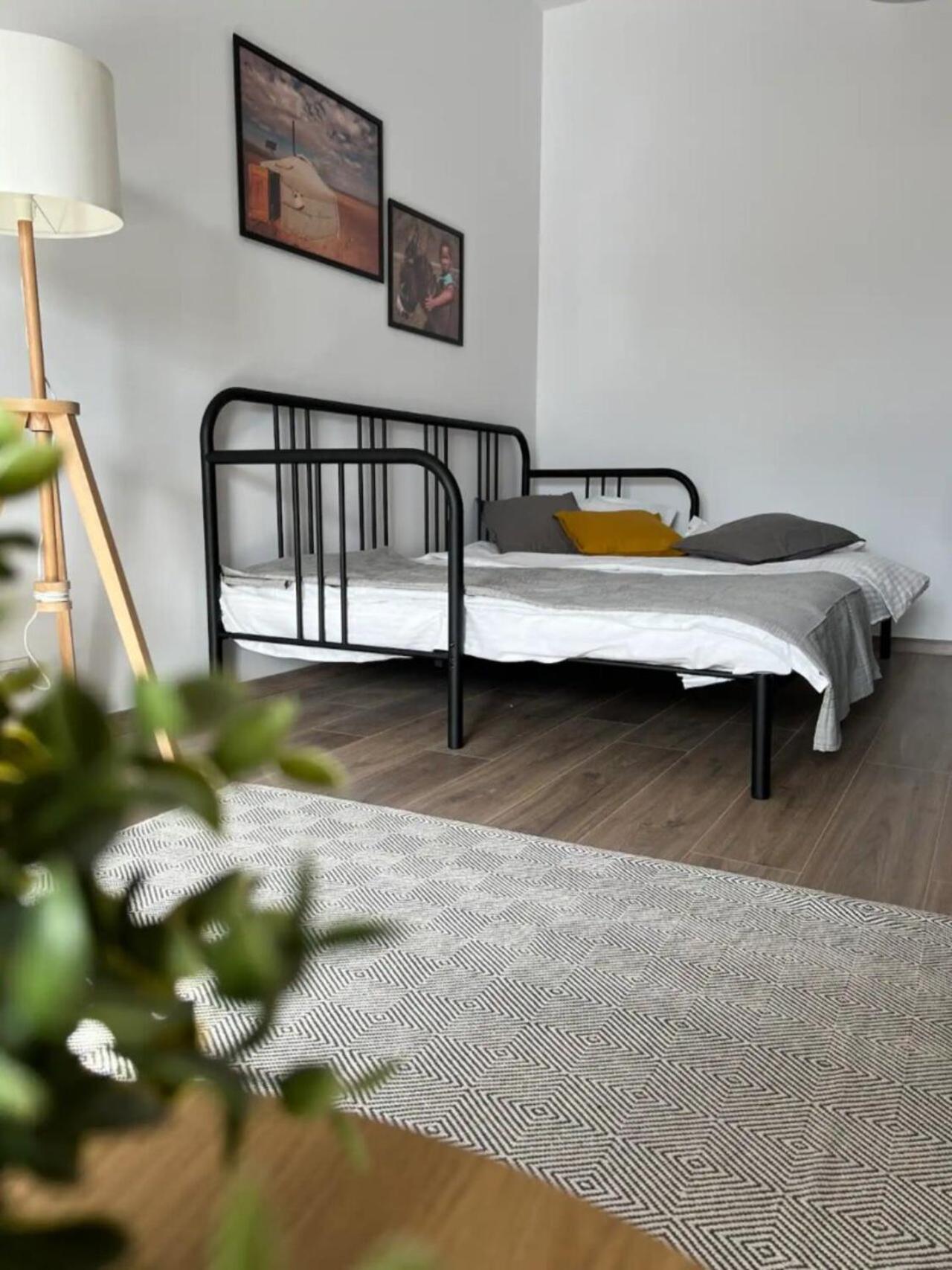 High-Rise Luxury Apartment With Free Parking Bucareste Exterior foto