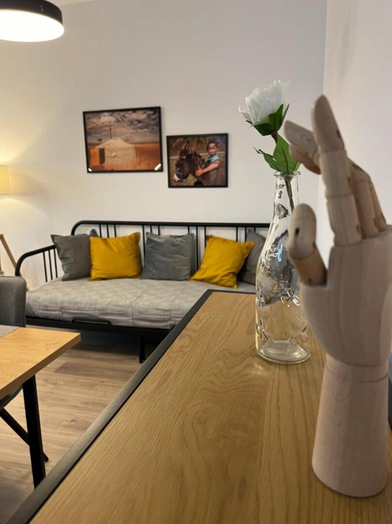 High-Rise Luxury Apartment With Free Parking Bucareste Exterior foto